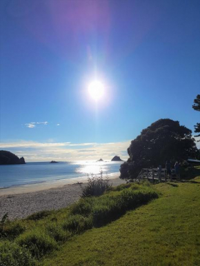 Cathedral Cove Connection